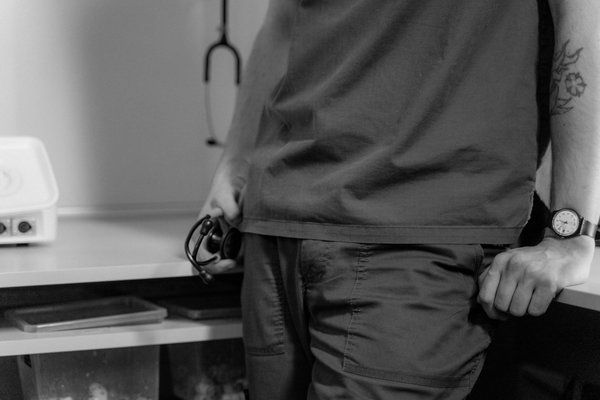 Comment reconnaitre les signes de la maladie de Parkinson chez un senior